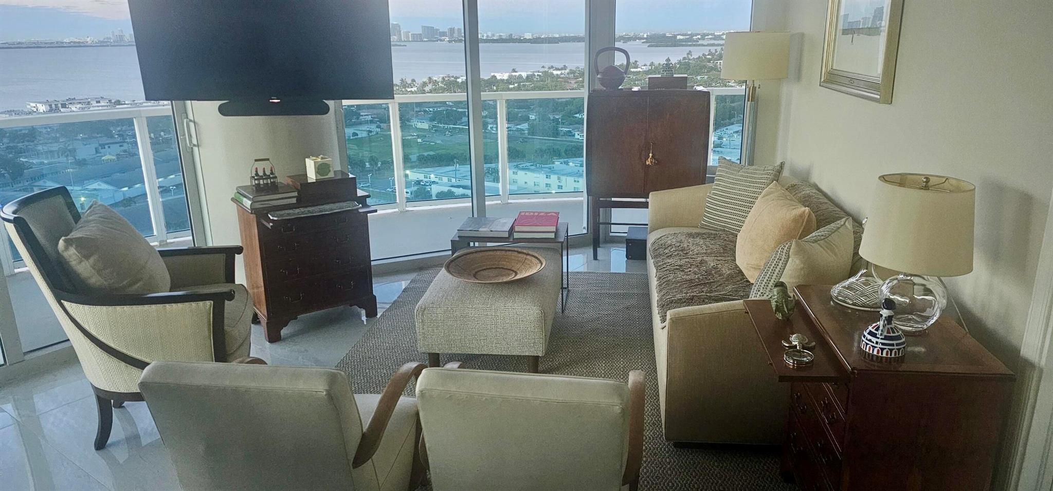 The bridgewater condo wit - Residential Lease