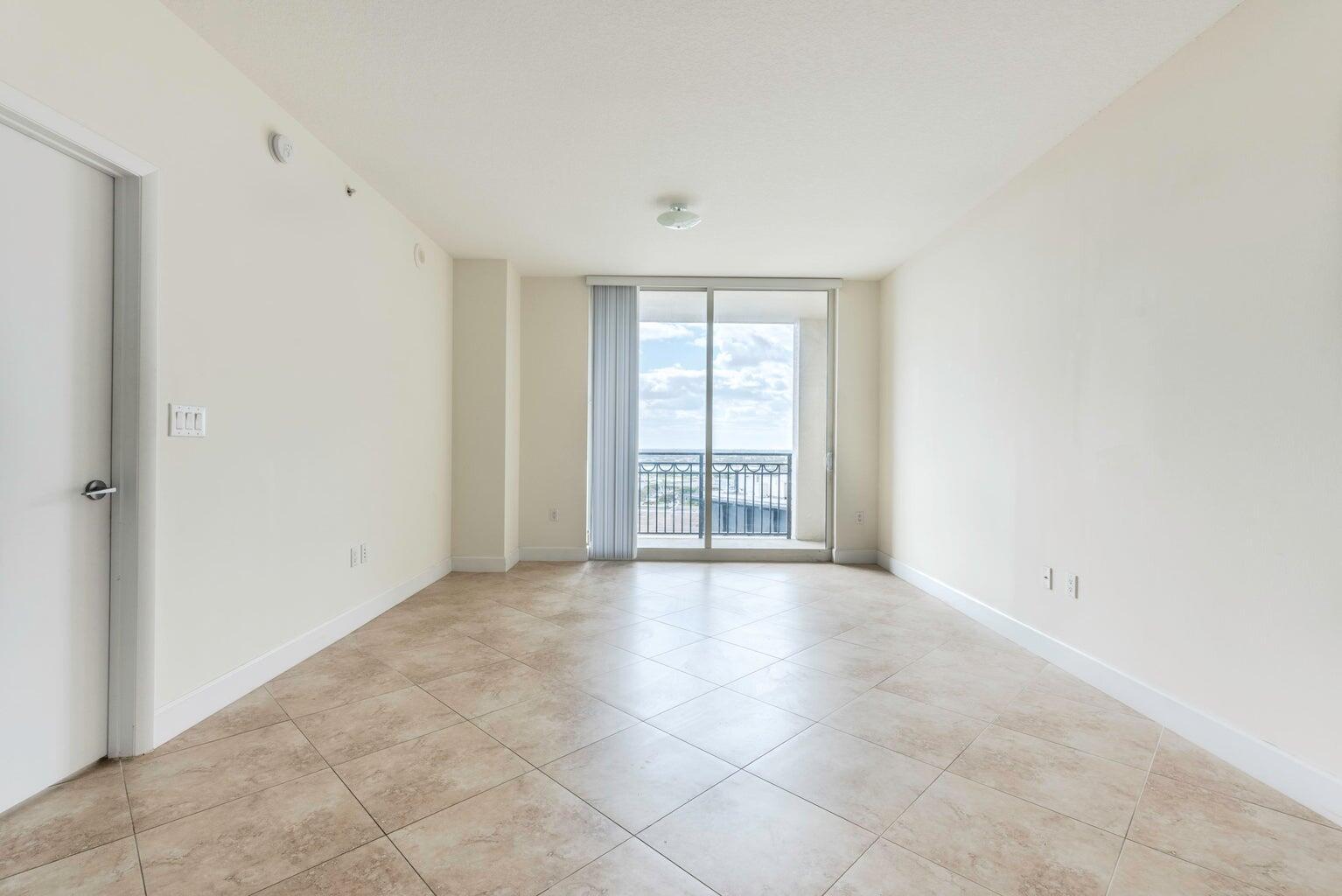 CITYPLACE SOUTH TOWER CON - Residential Lease