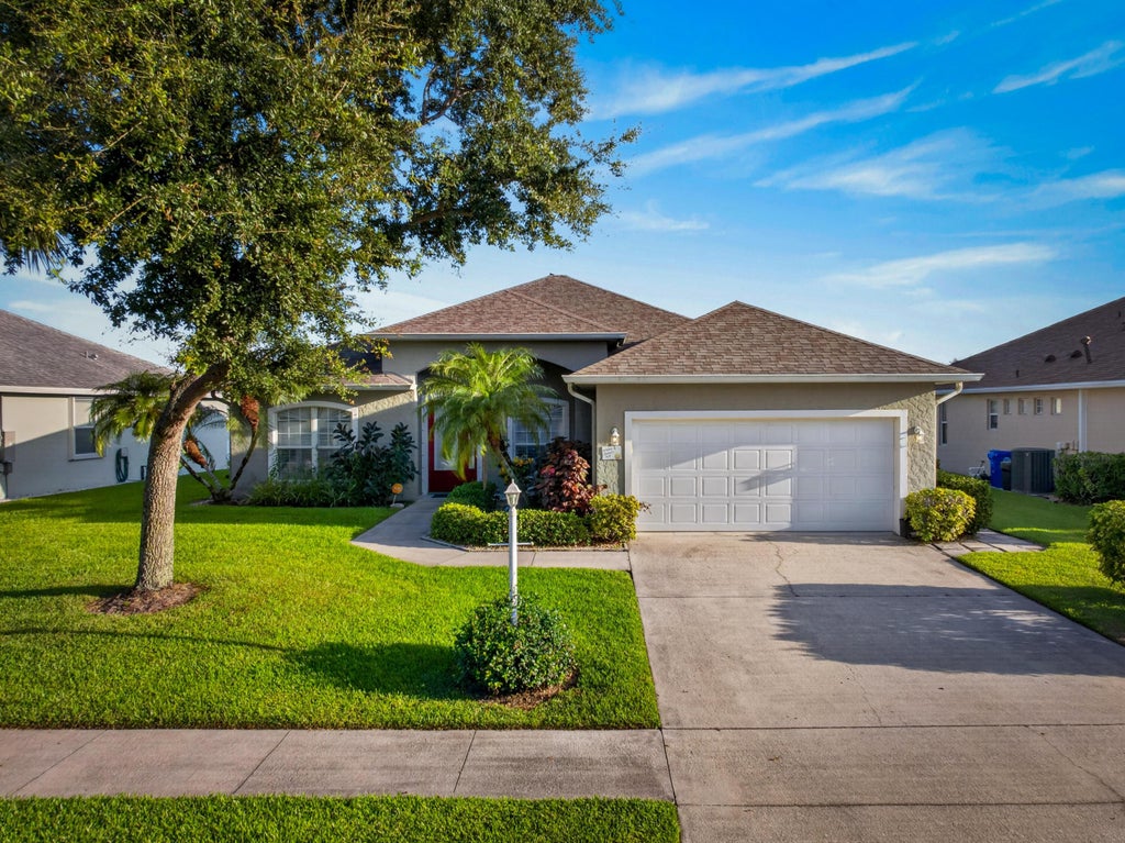 Photo of 5100 E 1st Square SW, Vero Beach, FL 32968 (MLS # B26065290)
