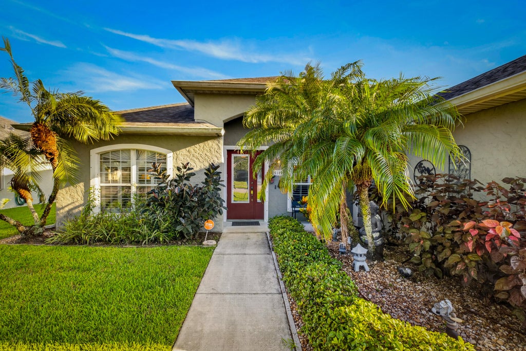Photo of 5100 E 1st Square SW, Vero Beach, FL 32968 (MLS # B26065290)