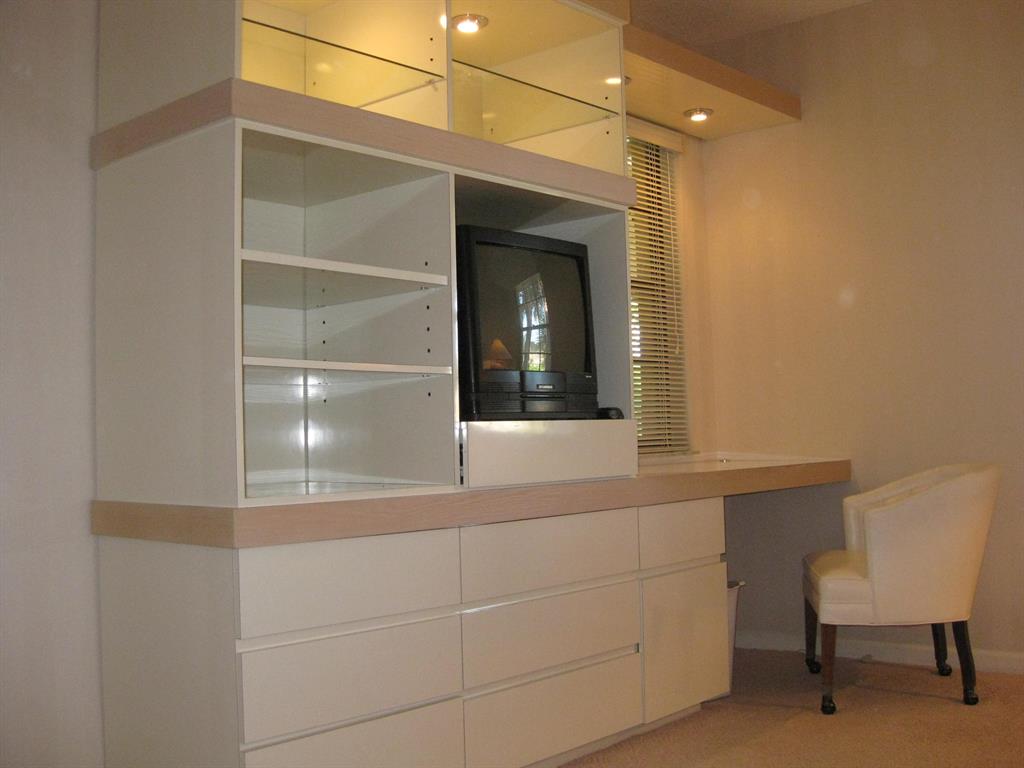 ASPEN GLEN CONDO - Residential