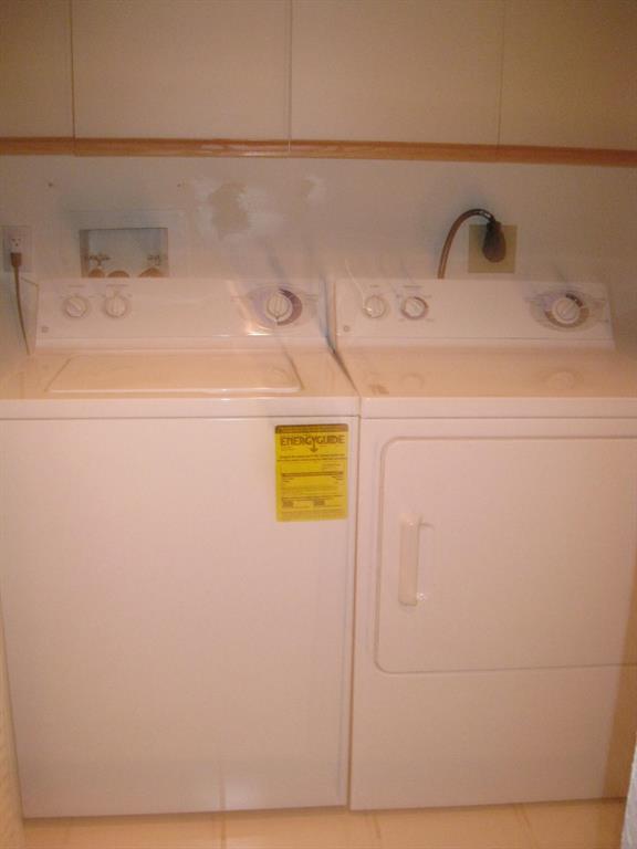 ASPEN GLEN CONDO - Residential