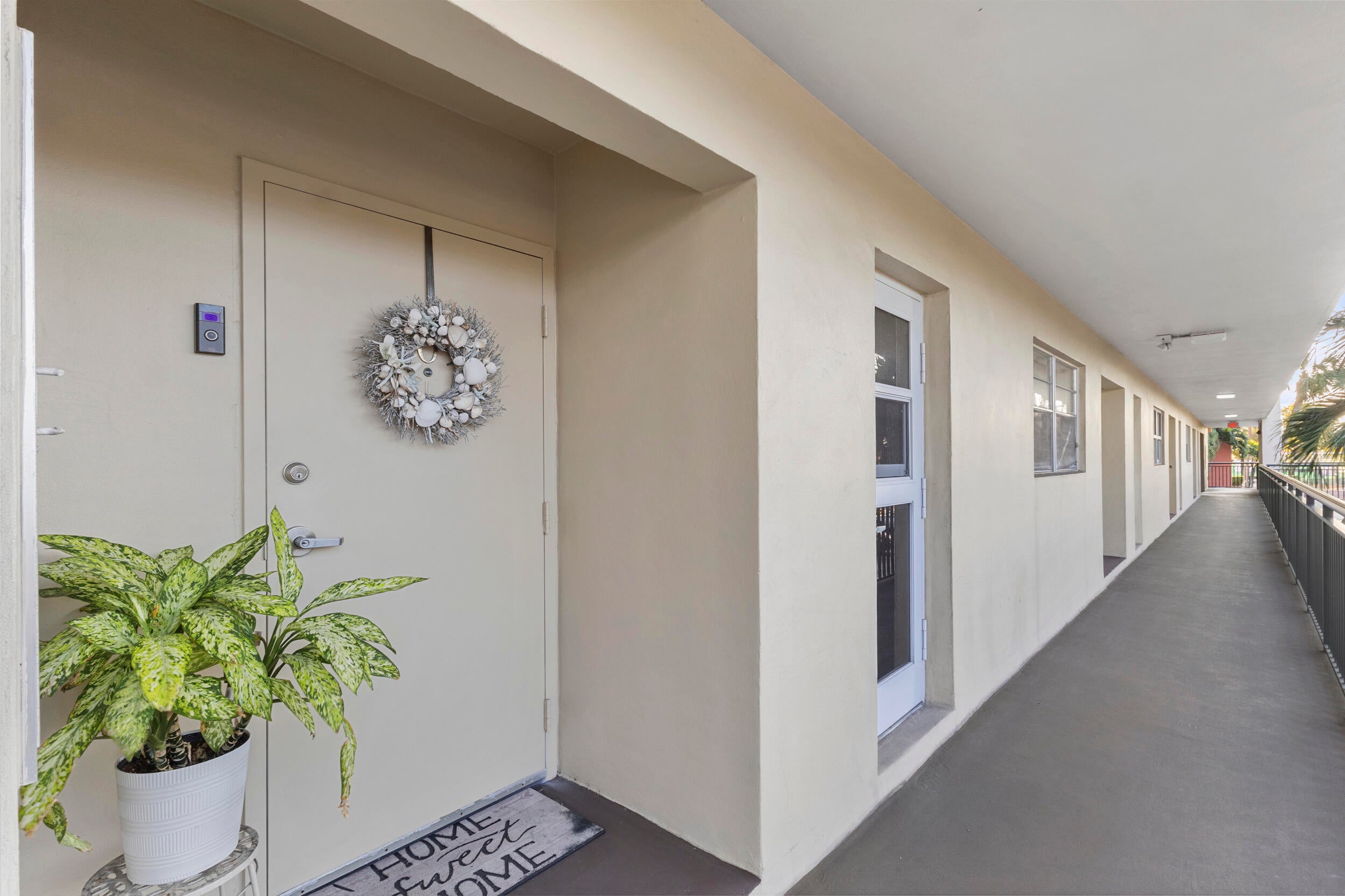 2350 NE 14TH ST Causeway 209