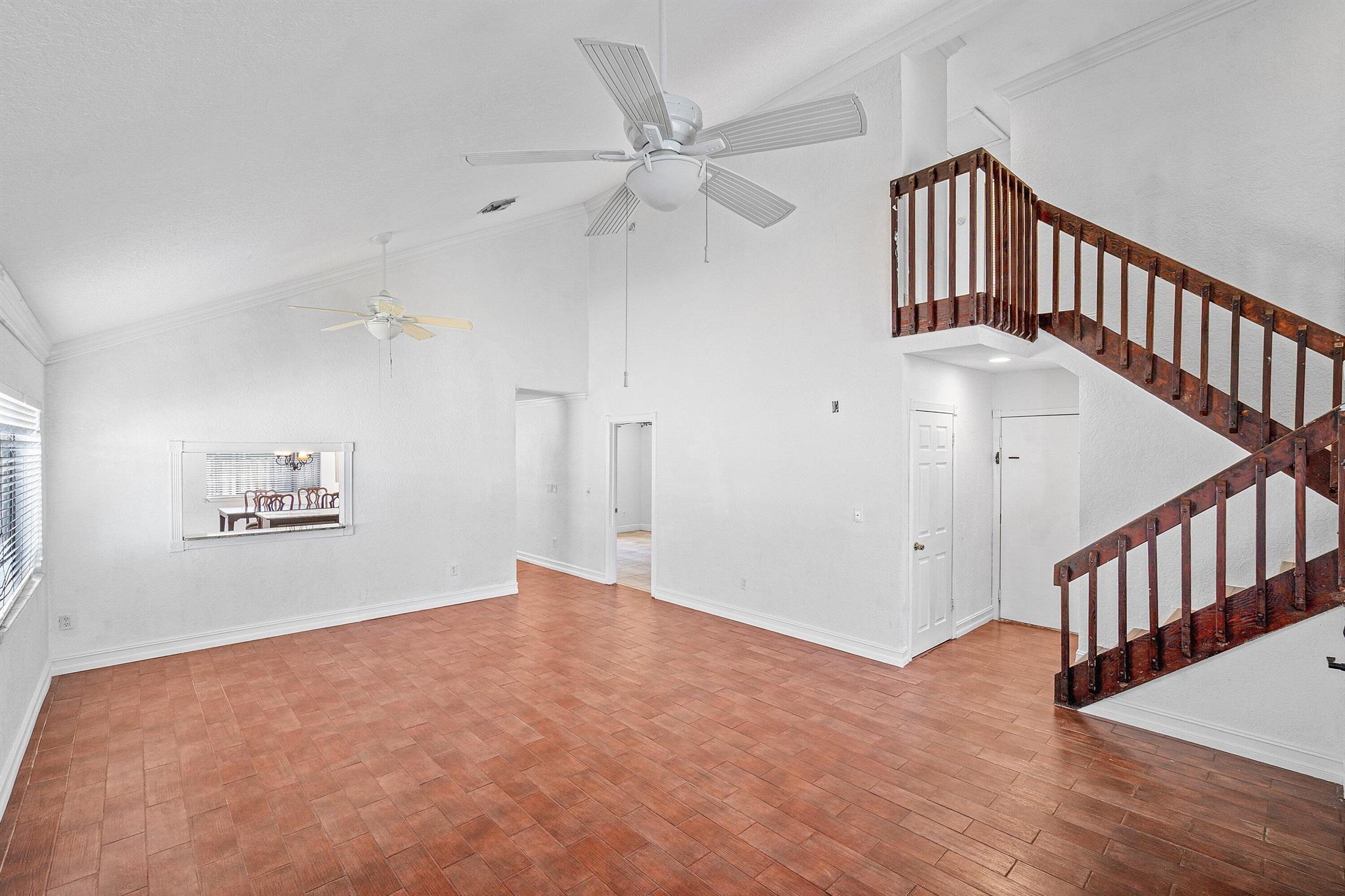 BOYNTON LAKES - Residential