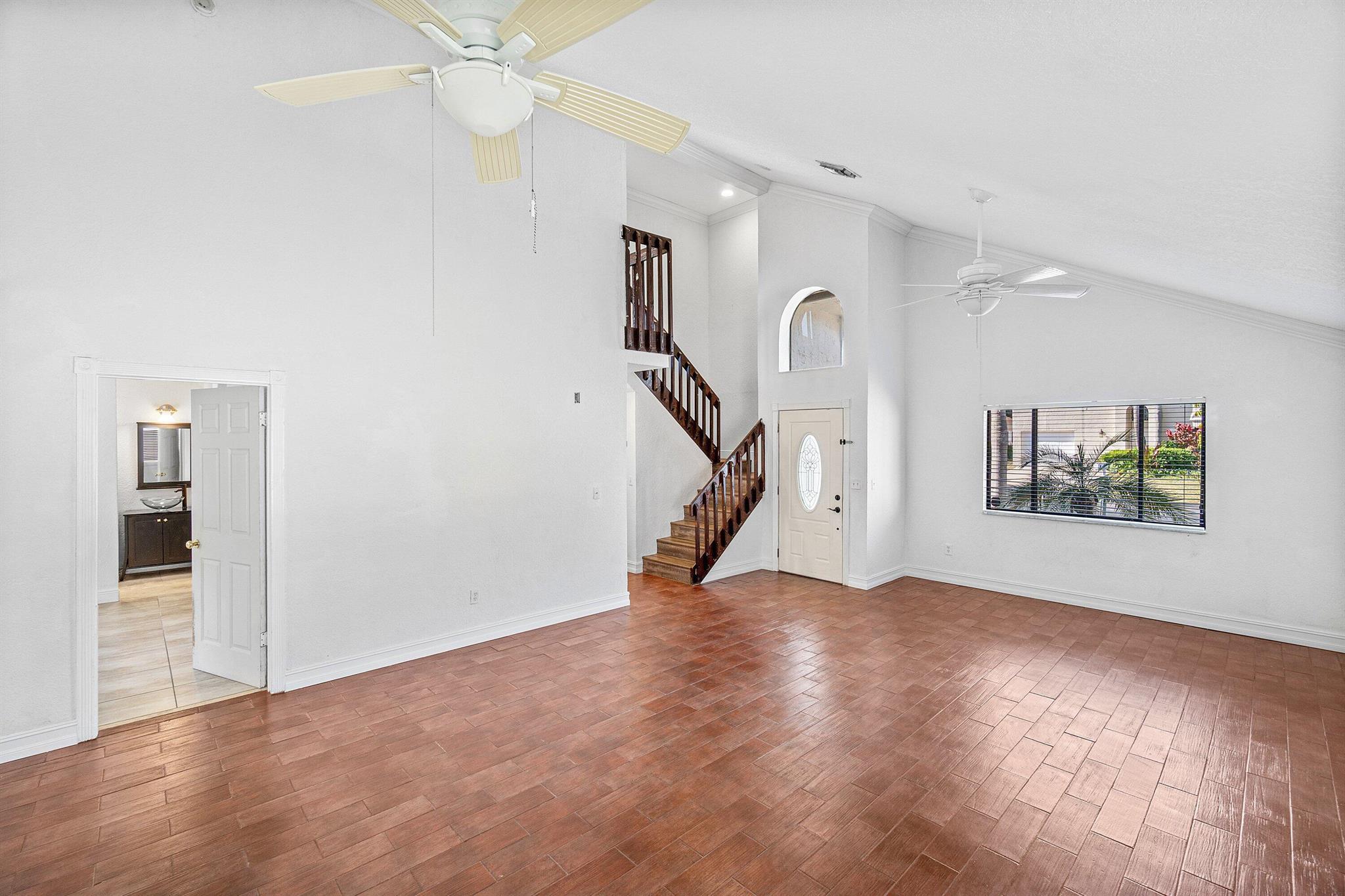 BOYNTON LAKES - Residential