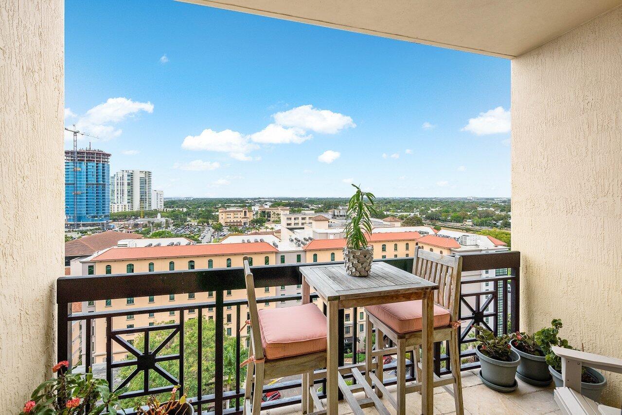 ONE CITY PLAZA CONDO - Residential