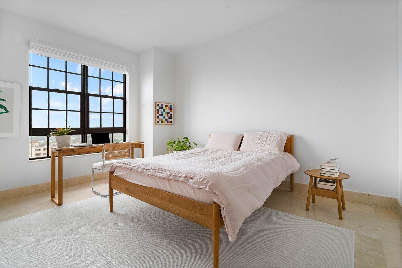 ONE CITY PLAZA CONDO - Residential