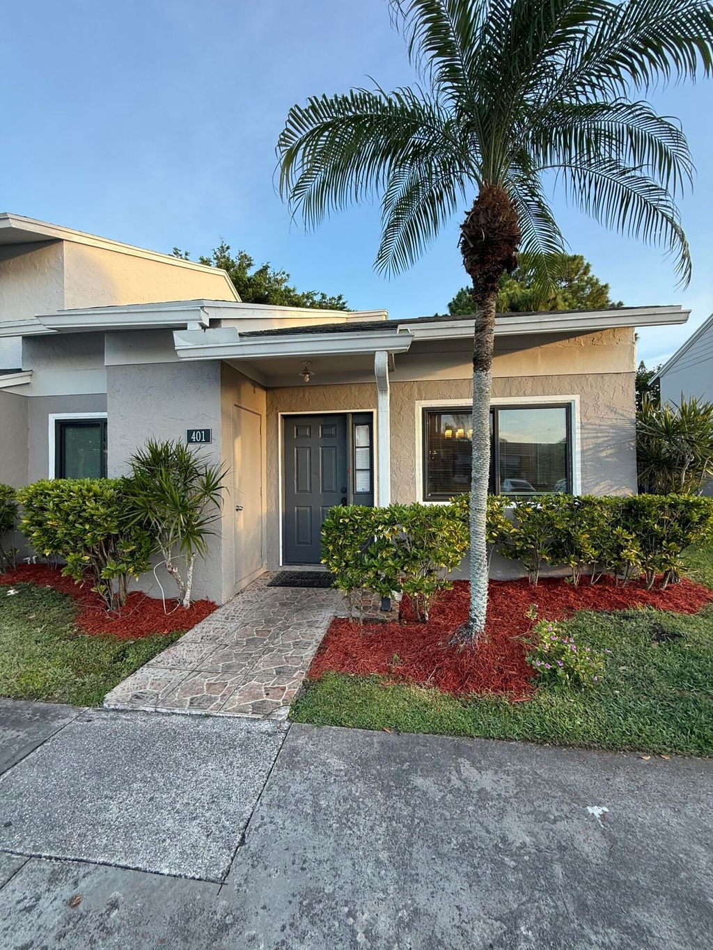 Photo of 401 Shoreview Dr, Greenacres, FL 33463 (MLS # R11085985)