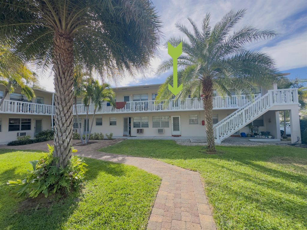 Photo of 202 S Ocean Breeze Street #10, Lake Worth Beach, FL 33460 (MLS # R11057453)