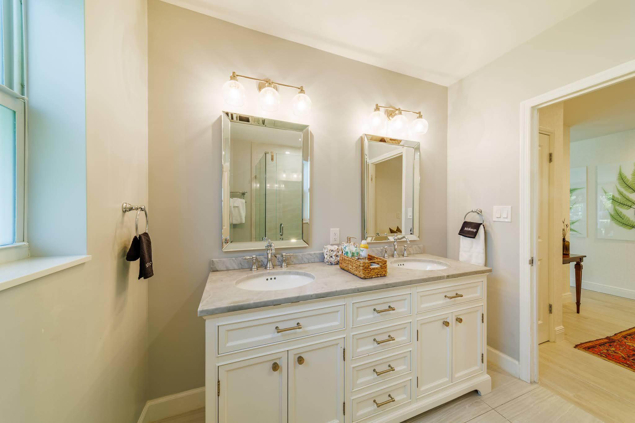 BURNUP AND SIMS ESTATES - Residential