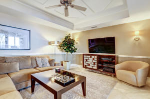 RITZ CARLTON RESIDENCES - Residential