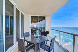 RITZ CARLTON RESIDENCES - Residential