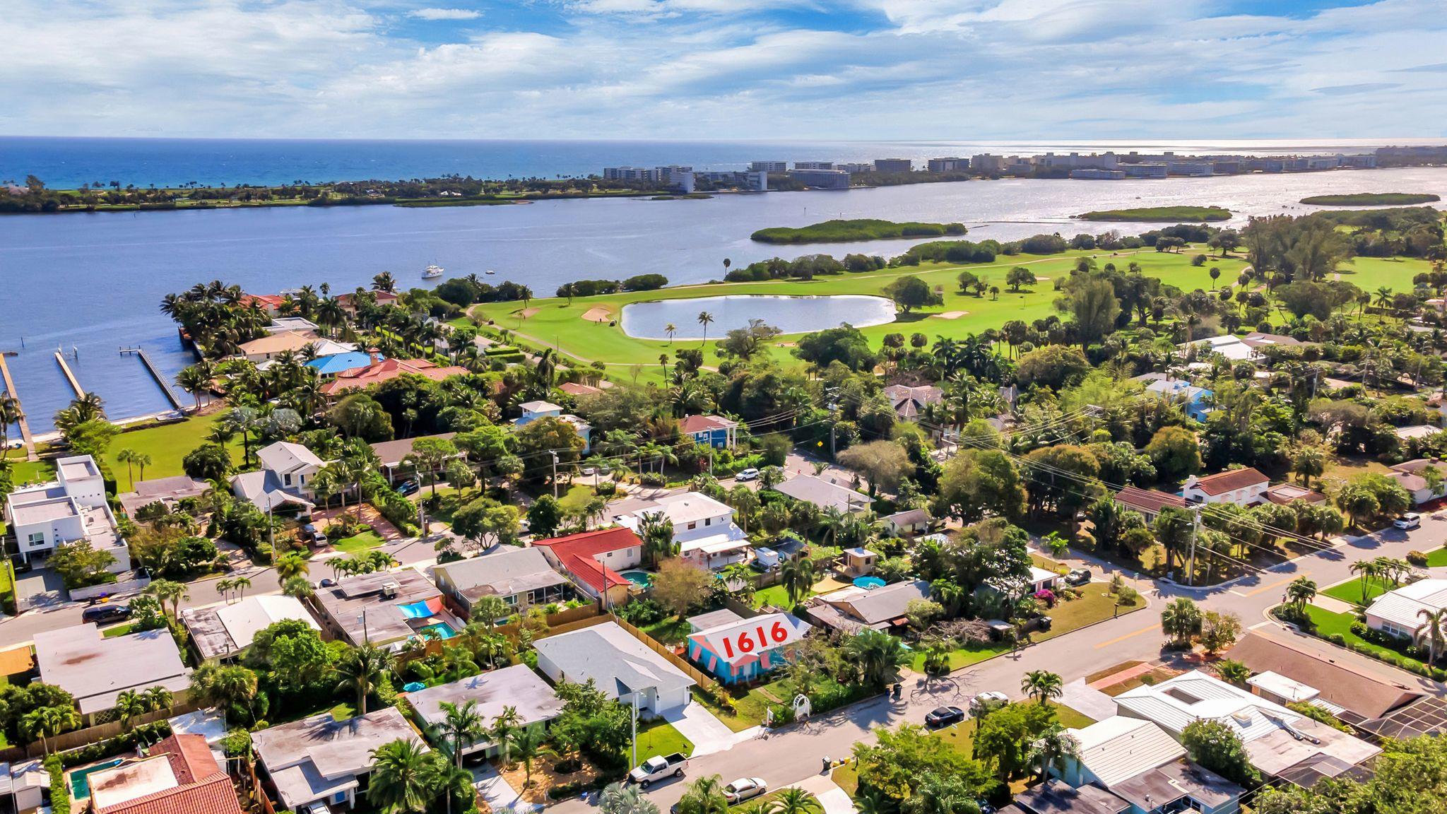 NORTH LAKE WORTH - Residential