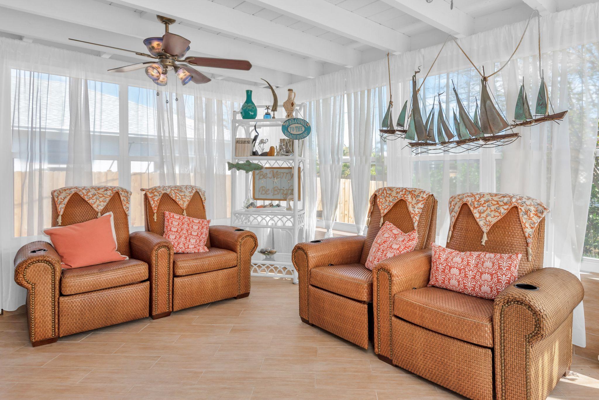 NORTH LAKE WORTH - Residential