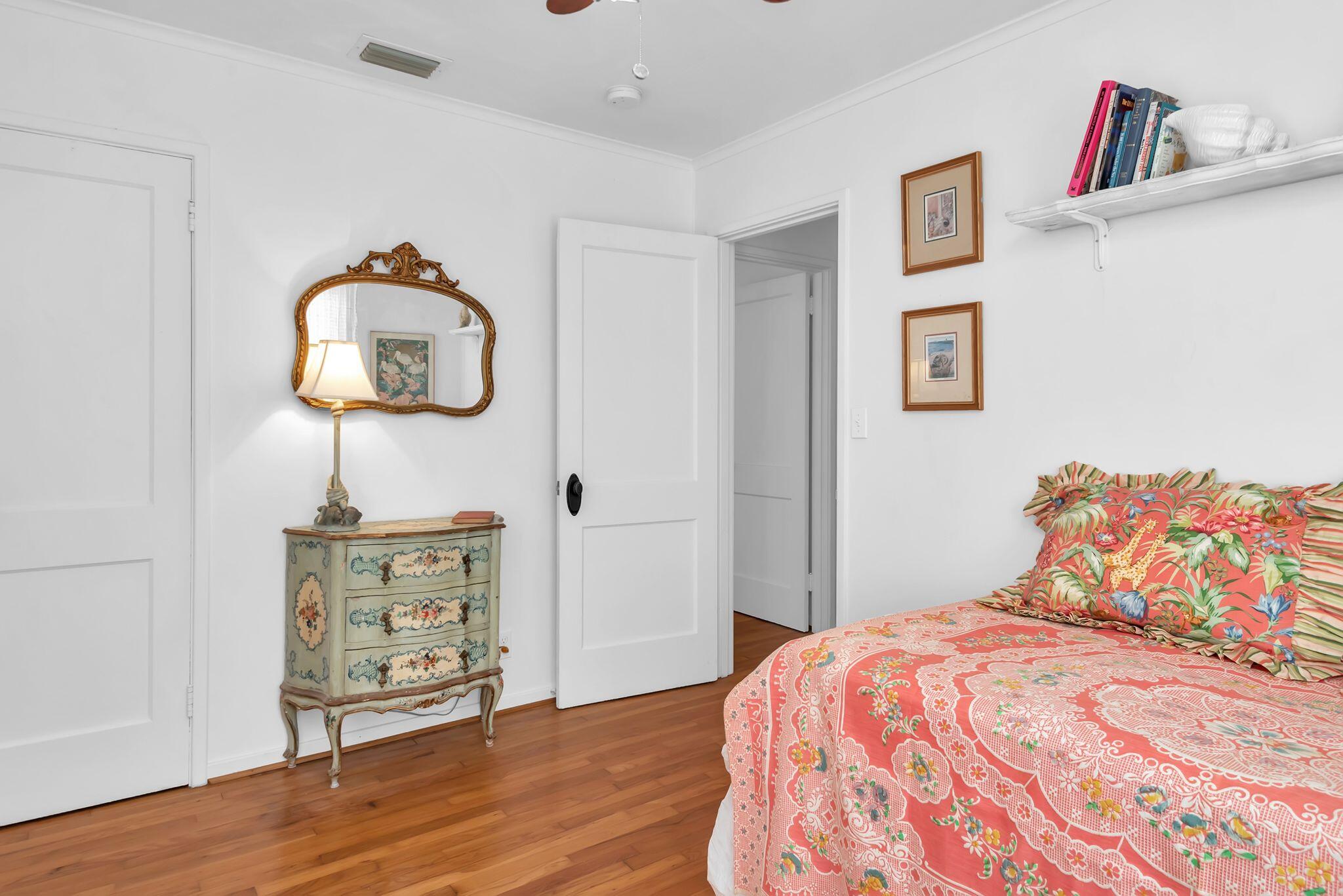 NORTH LAKE WORTH - Residential