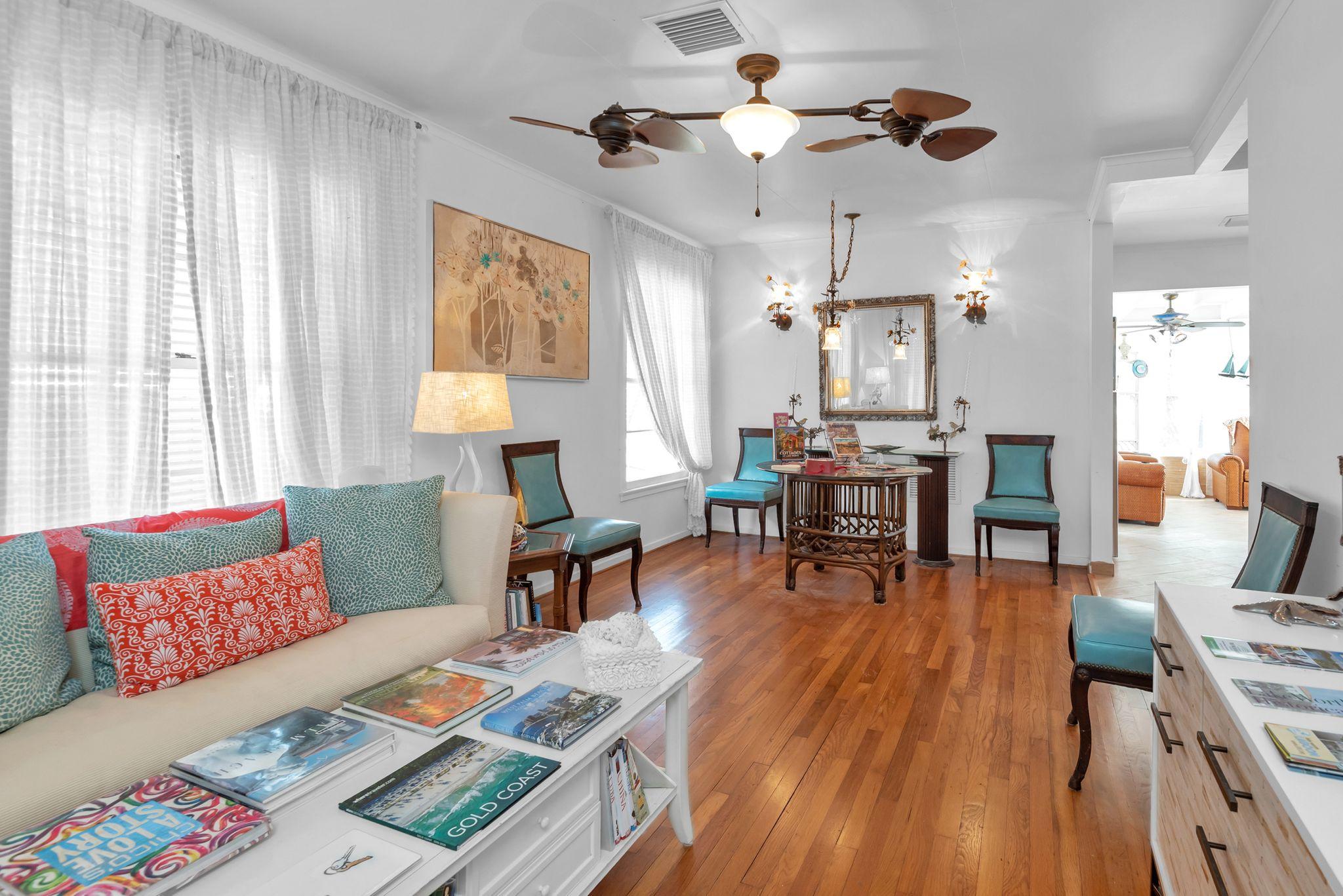 NORTH LAKE WORTH - Residential