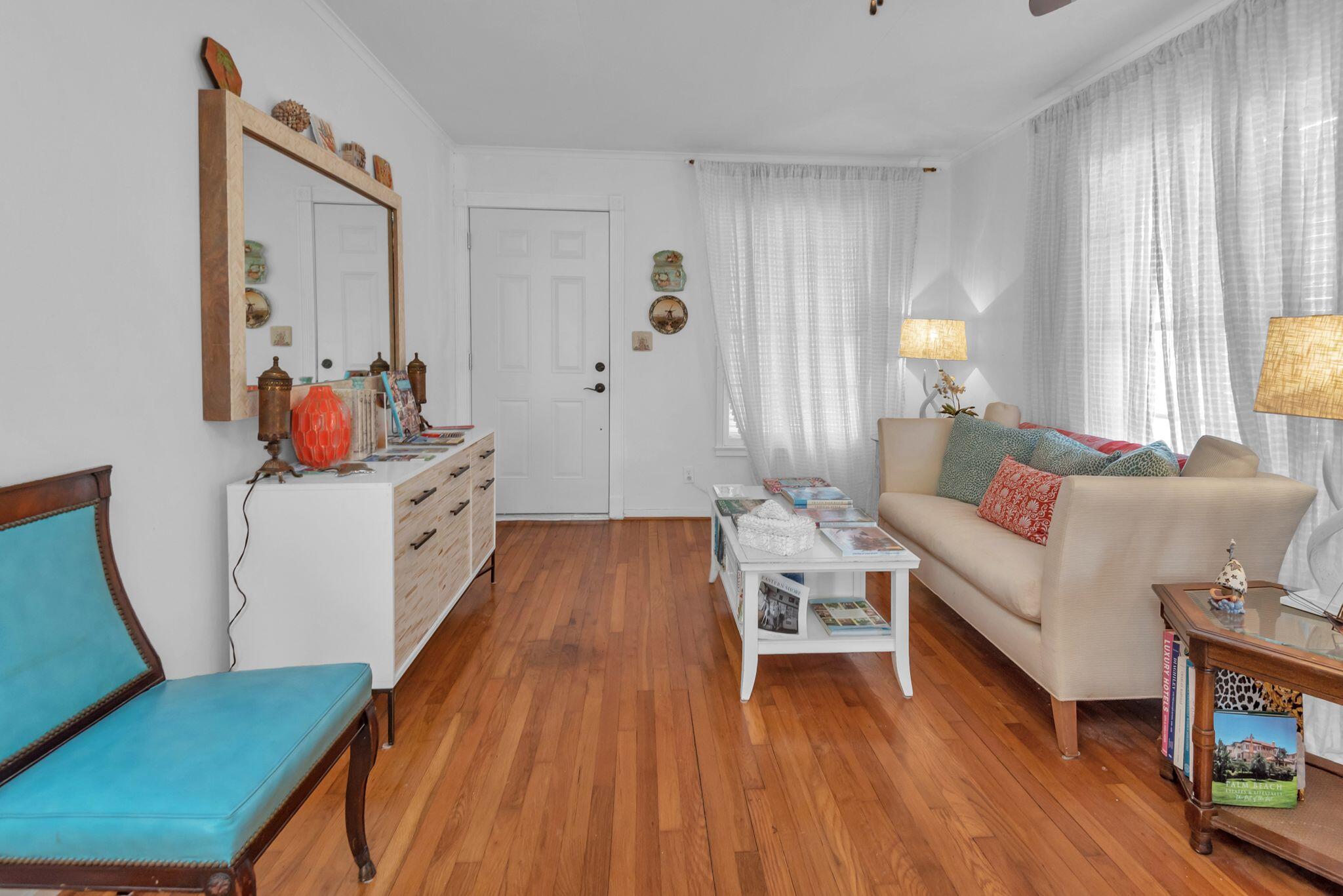 NORTH LAKE WORTH - Residential