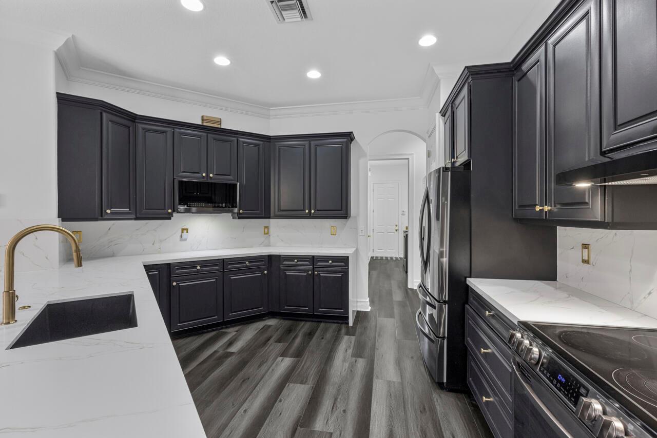 WILDWOOD ESTATES - Residential