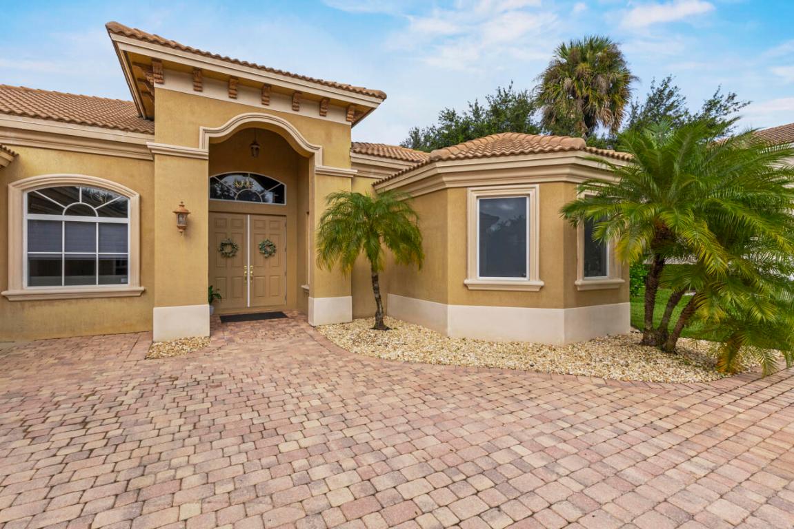 8300 SW Cattleya Drive