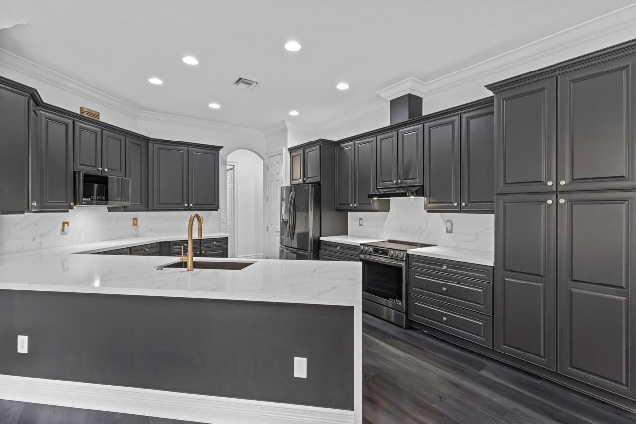 WILDWOOD ESTATES - Residential