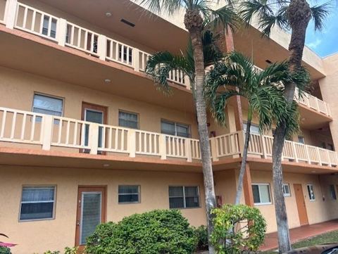 8380 Lagos De Campo Blvd 110 Tamarac FL 33321