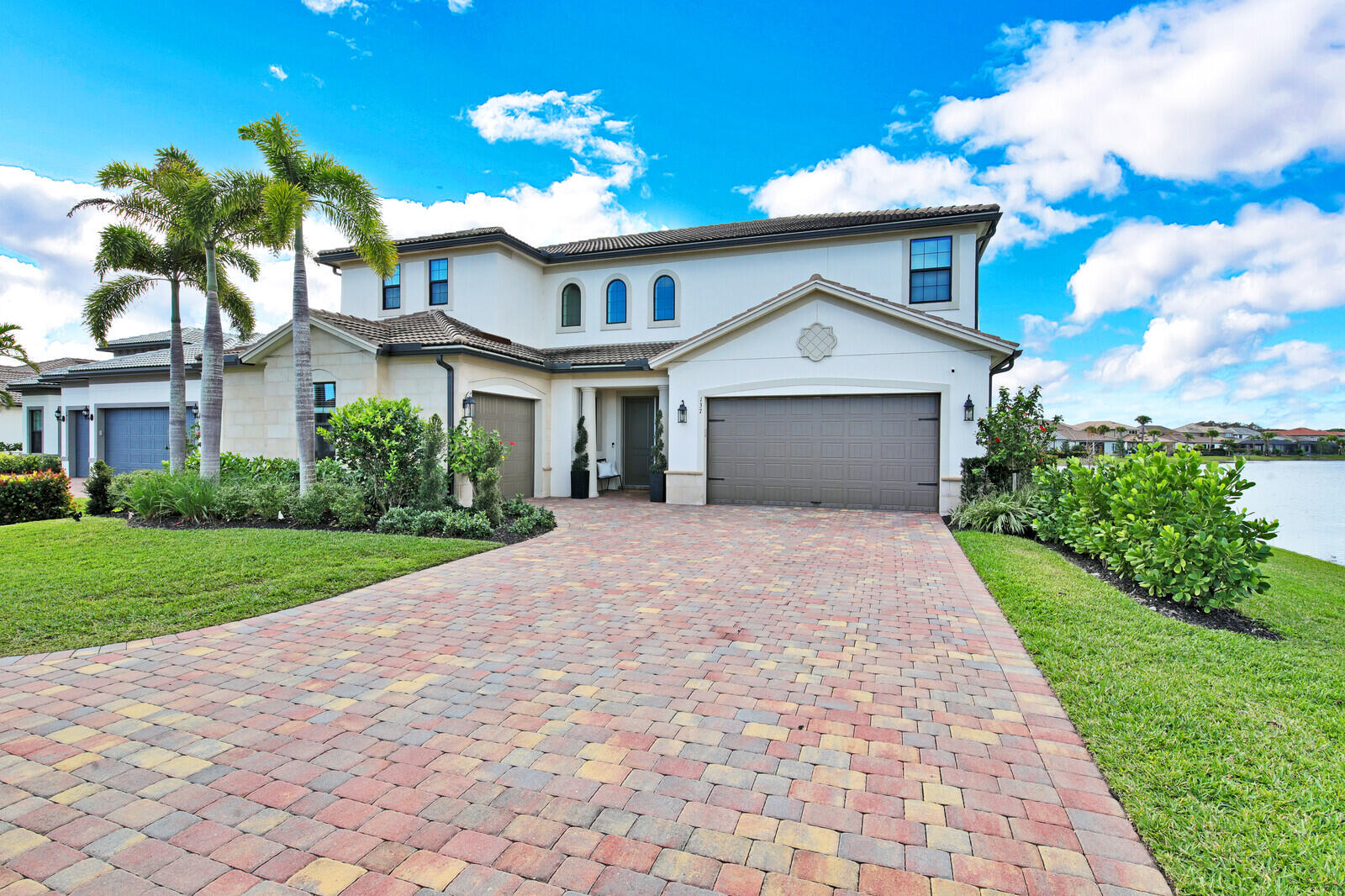 Sonoma Isles - Residential