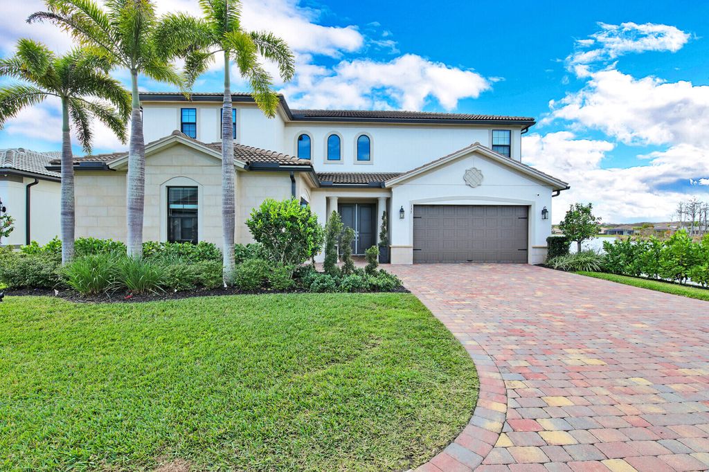Photo of 137 Crimson Isles Drive, Jupiter, FL 33478 (MLS # R10773405)