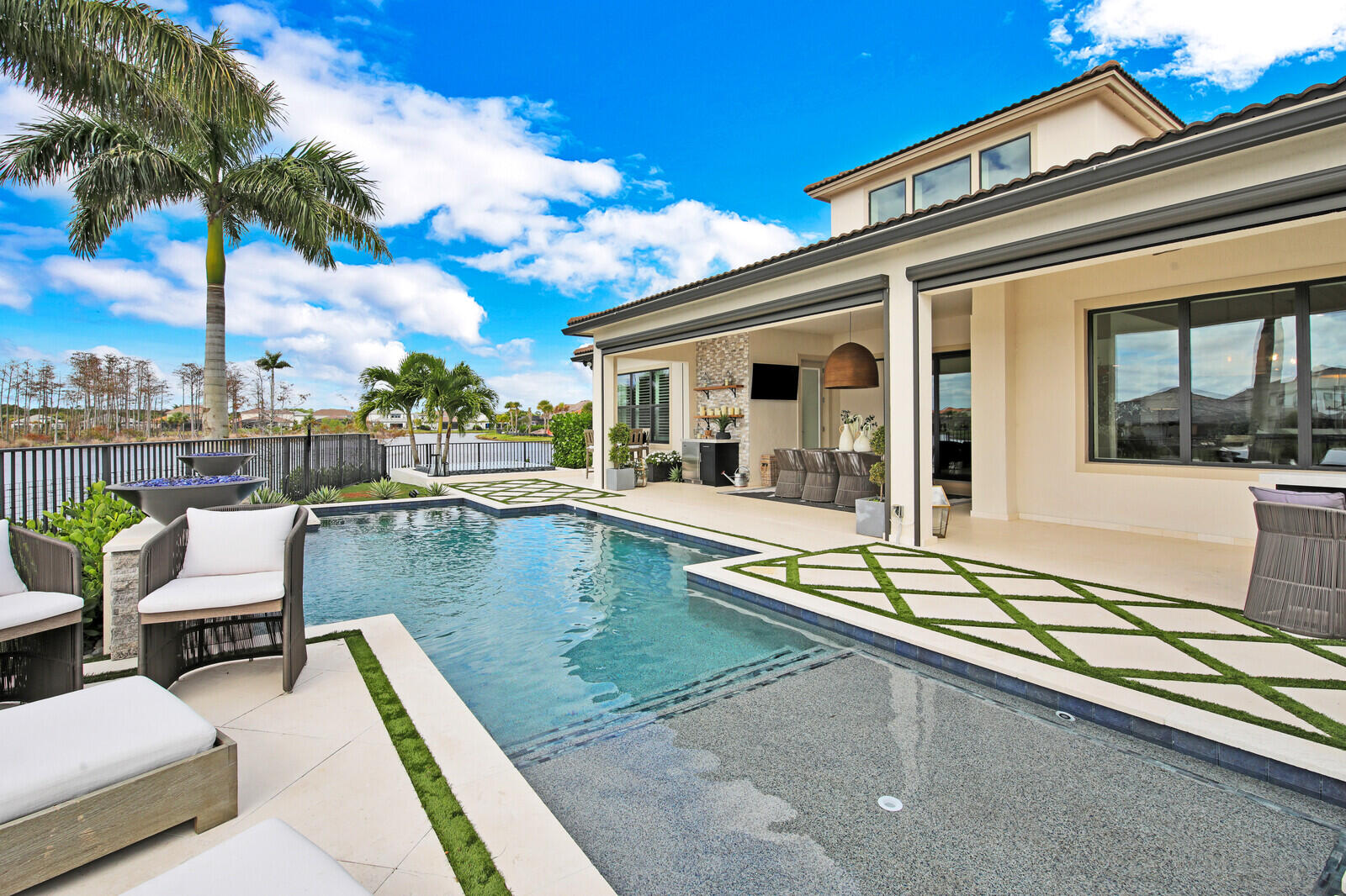 Sonoma Isles - Residential