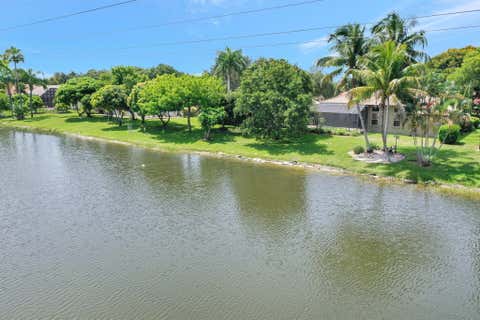 Tiny photo for 6420 NW 41st Street, Coral Springs, FL 33067 (MLS # B26051163)