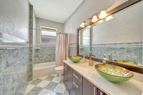 Tiny photo for 6420 NW 41st Street, Coral Springs, FL 33067 (MLS # B26051163)