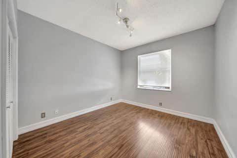 Tiny photo for 6420 NW 41st Street, Coral Springs, FL 33067 (MLS # B26051163)