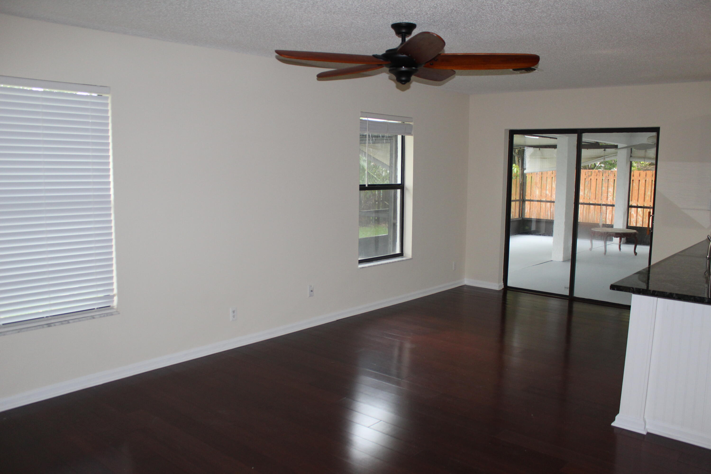 SUGAR POND MANOR OF WELLINGTON - Residential Lease