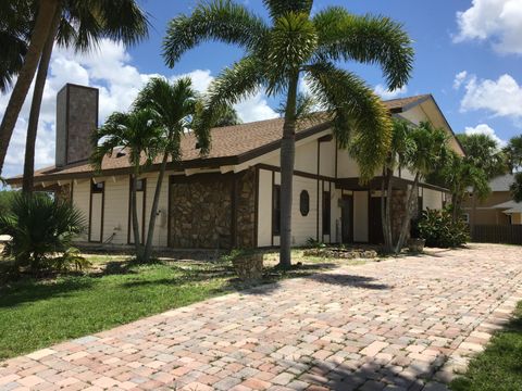 A home in Port St Lucie