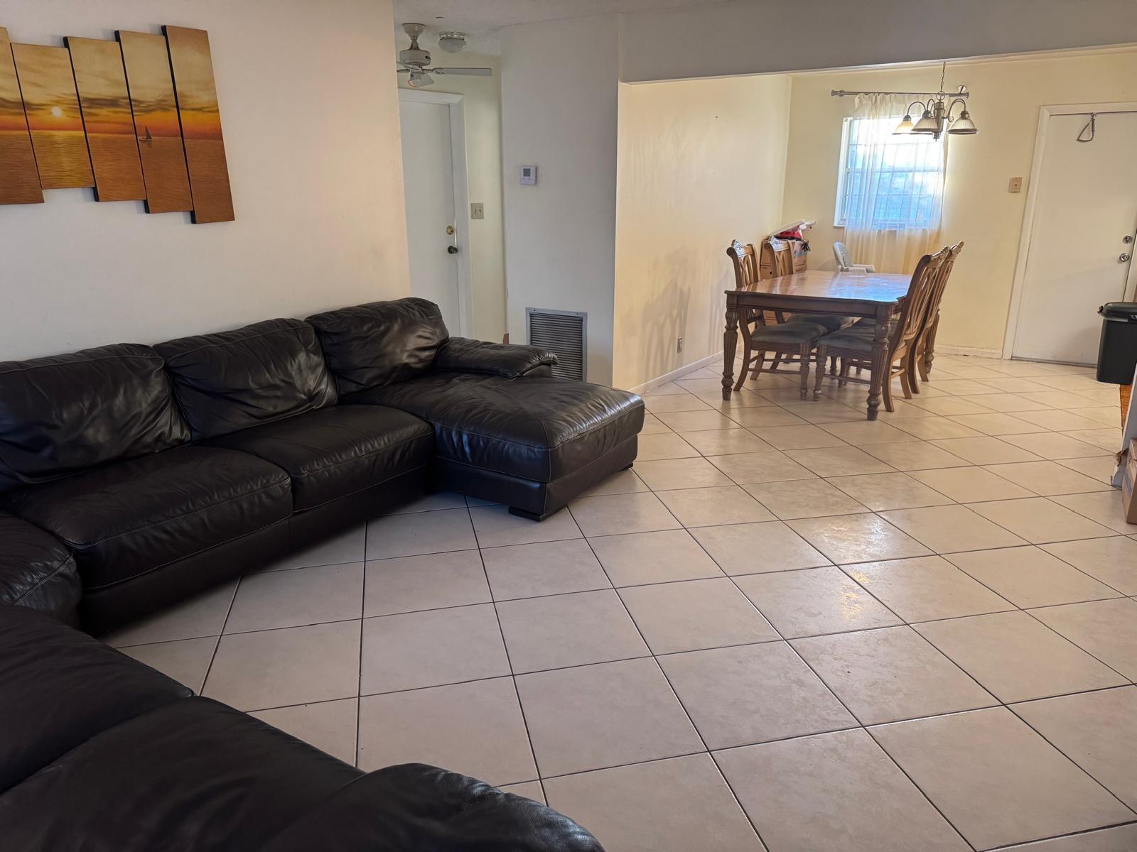HOLLYWOOD TERRACE - Residential Income