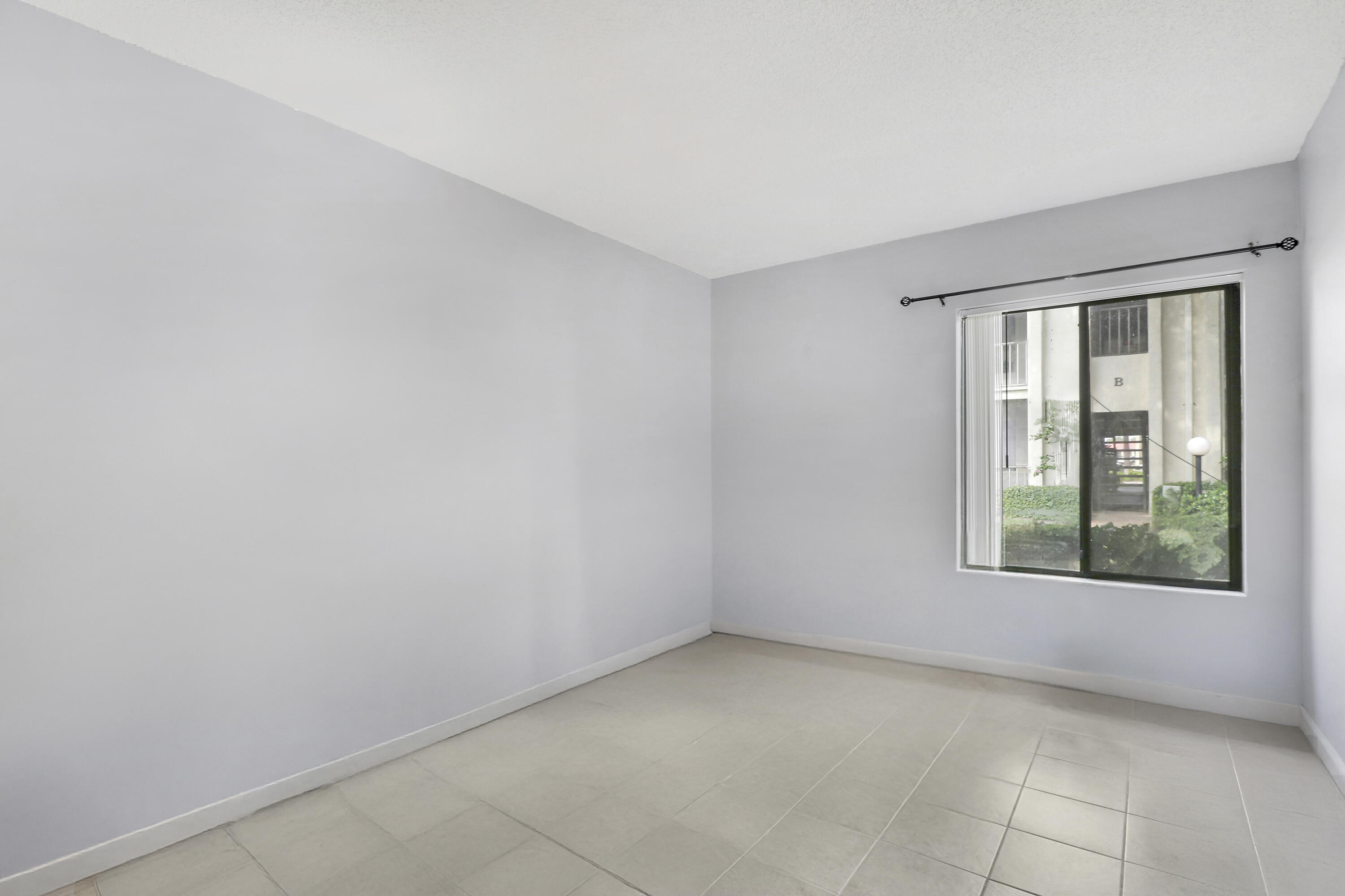 PINES OF JUPITER/TEQUESTA CONDO - Residential