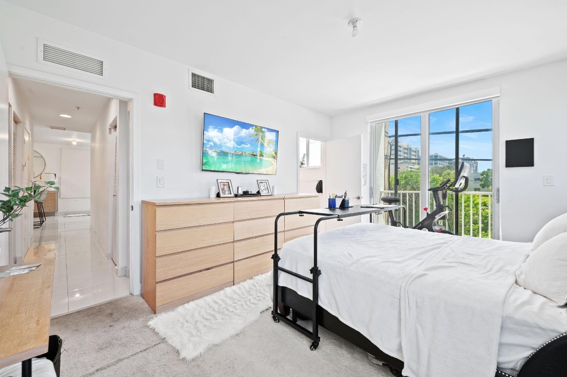 AVENTURA PLACE - Residential