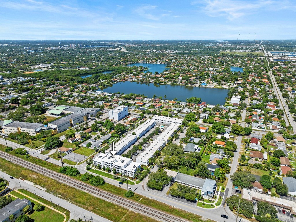 AVENTURA PLACE - Residential