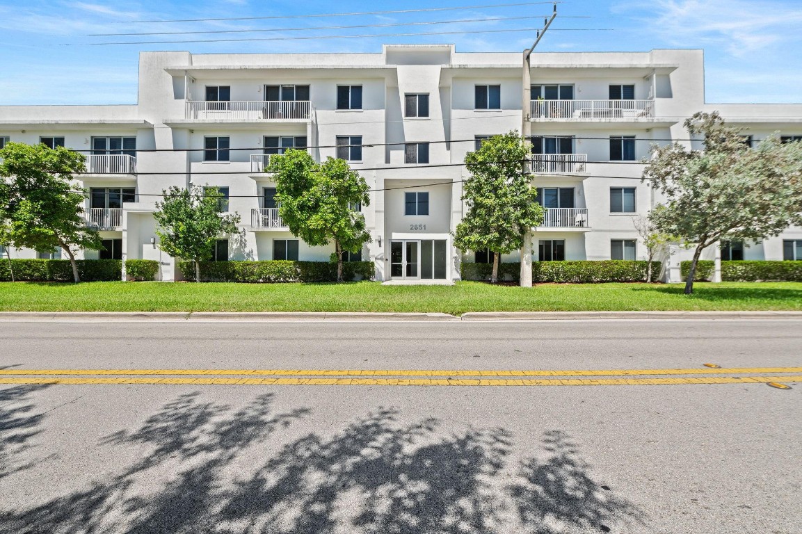 AVENTURA PLACE - Residential