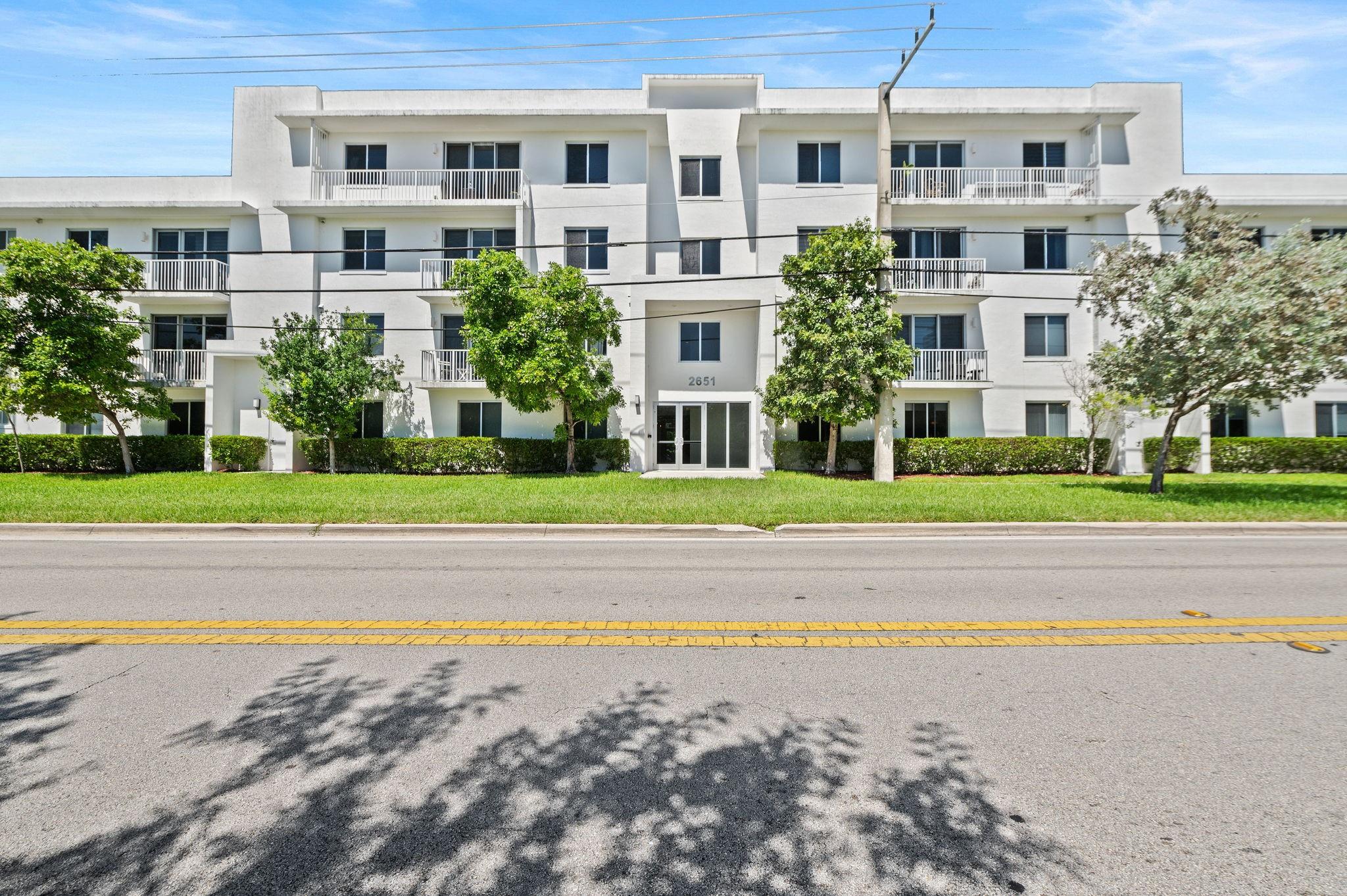 Bright condo in newer, boutique & pet friendly, secured building in the heart of Aventura and just a few blocks from the ocean. Luxury Italian kitchen with wood cabinetry, island, quartz countertops & S.S. appliances overlooking dining and living area. Great open floorplan. 2 bedrooms, 2 bath plus a den with window that can be used as an office/playroom or converted into a 3rd bedroom. Porcelain tile floors in living area, carpet in bedrooms. Walk-in closets. Smell the ocean breeze right from your own balcony. Impact windows & sliding doors. Washer/dryer in unit. Elevator in building. 2 parking spots. Low HOAs. Annual leases only allowed. HOAs include water, wifi, exterior insurance, common areas & community pool. Close to major highways, Fort Lauderdale Airport, Aventura Mall & Gulfstream