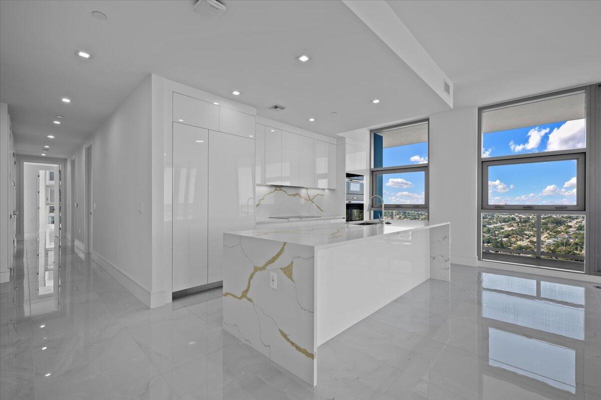 220 Lake Shore Drive 2223