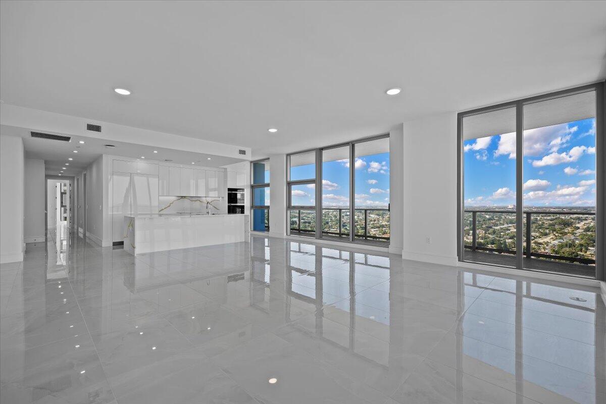 220 Lake Shore Drive 2223