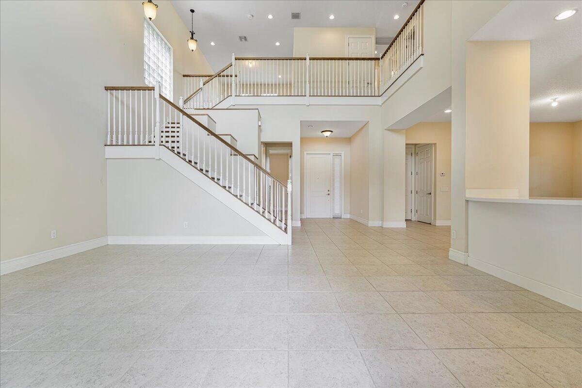 BRIDGES PL 8 - Residential Lease