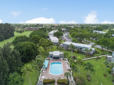 A home in Lake Worth