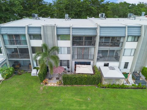 A home in Lake Worth