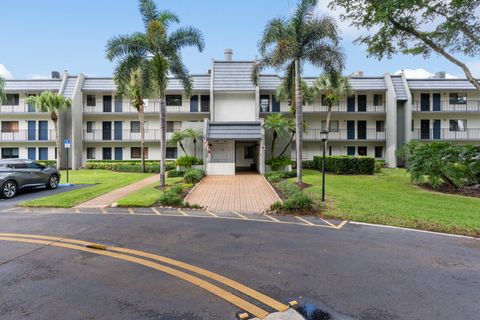 A home in Lake Worth