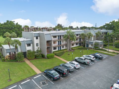 A home in Lake Worth