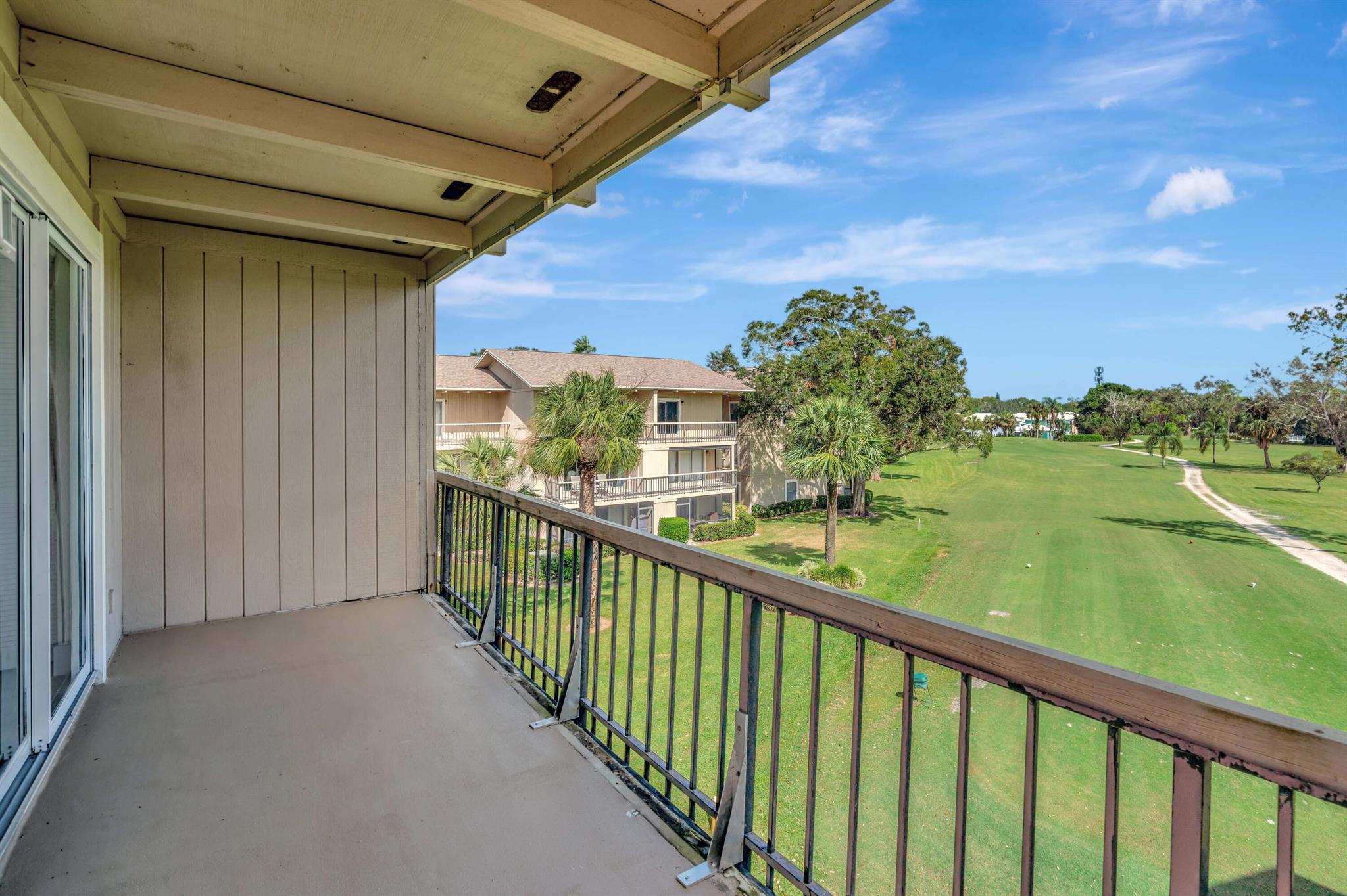 RIVERBEND CONDO - Residential