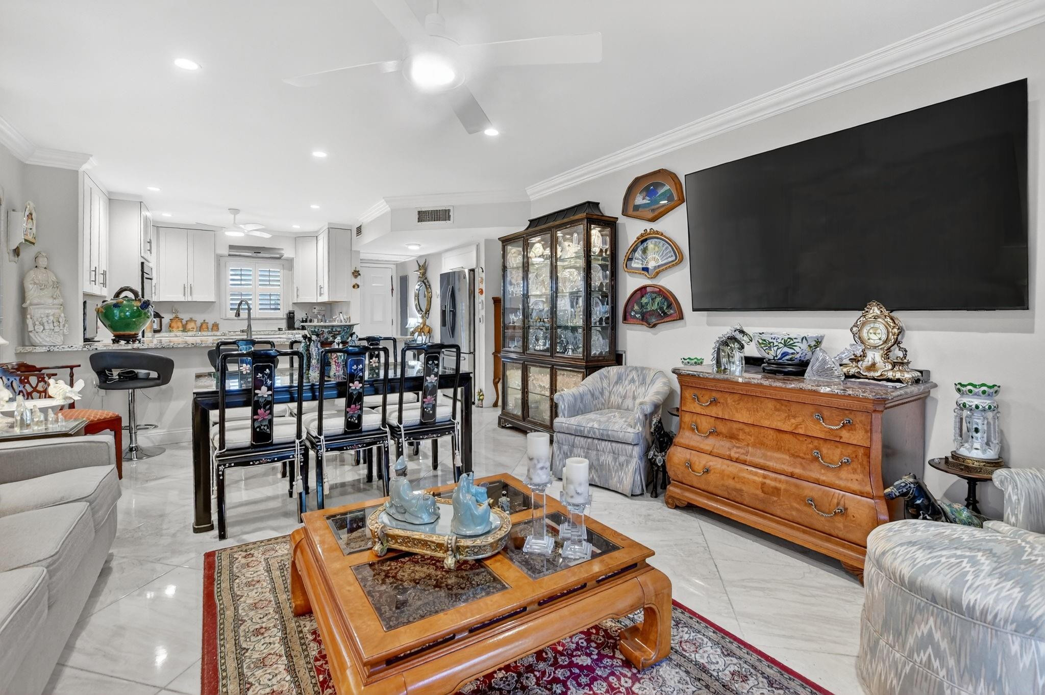 250 NE 20th Street 2270