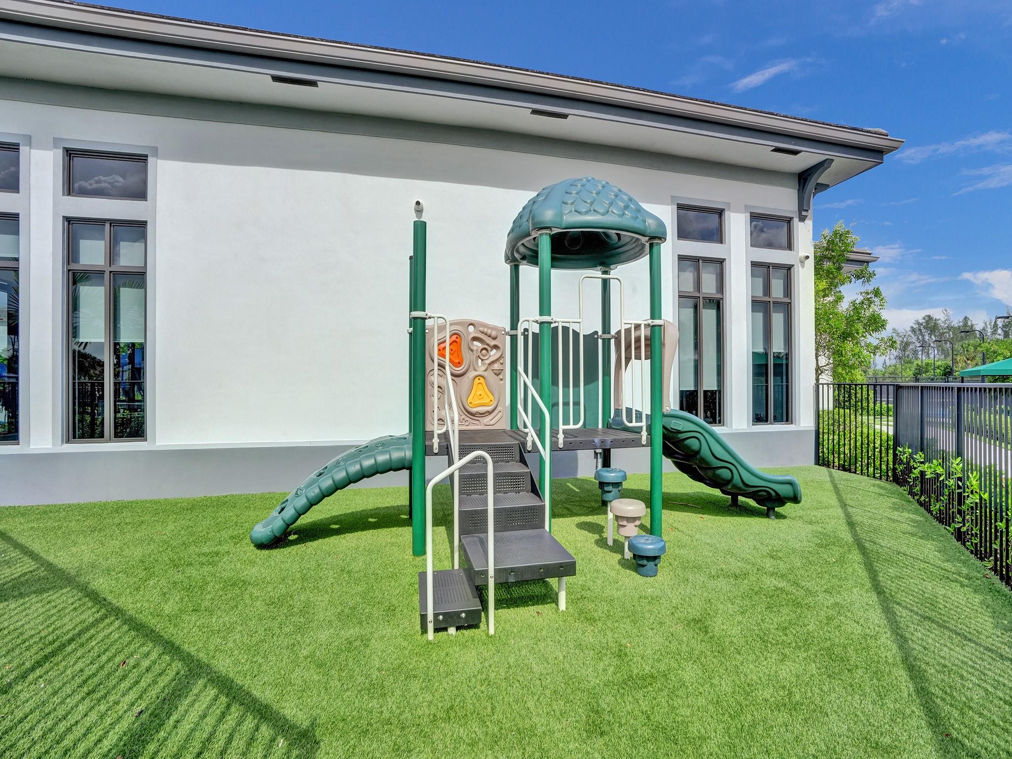 Falls at Parkland - Residential
