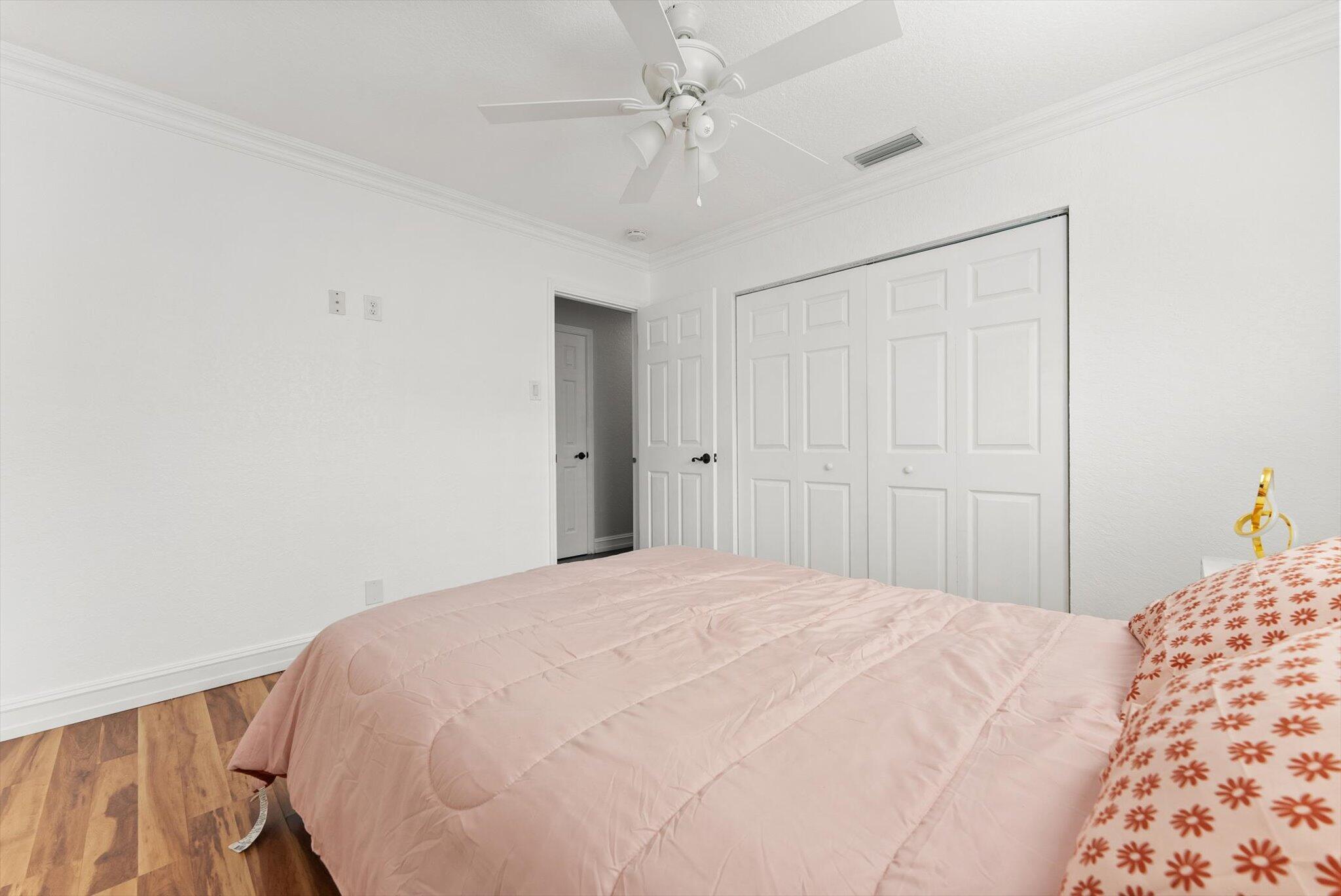 Mirror Lake Estates Sec 8 - Residential Lease